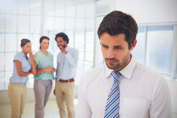 Common Symptoms of paranoia paranoia-at-work-due-to-bullying-behaviours-960px