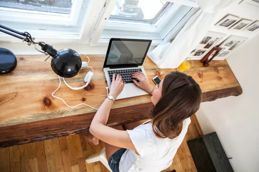 Click here to find out more about our self-help CBT course woman-using-self-directed-cbt-course-at-home