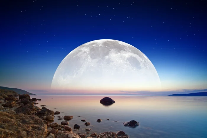 Reality Therapy with Paul Lee MSc Moonrise over a calm lake